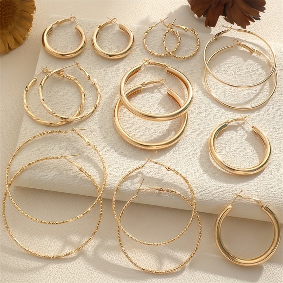 Elegant 18K Hoop Earrings: 8-Pair Set for Daily Delight - Picture 5 of 10